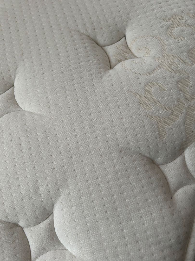 ツッキー様【3月30日発送限定】シモンズ　シングル　ベッド　大塚家具