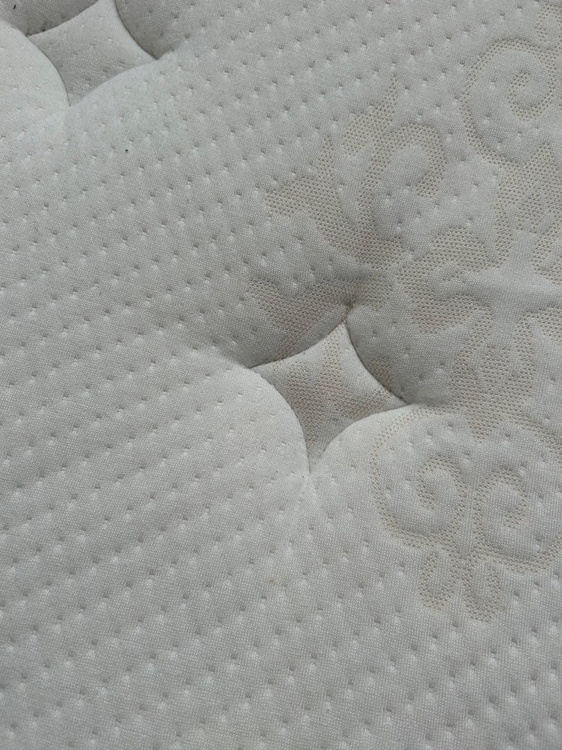 ツッキー様【3月30日発送限定】シモンズ　シングル　ベッド　大塚家具