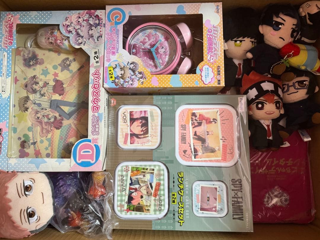 アニメグッズ キャラクターグッズ まとめ売り 超大量 大量 缶バッジ 激安 処分