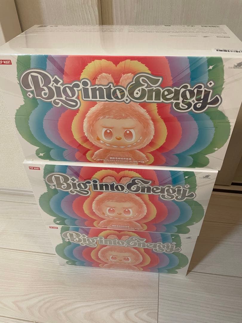 Big into Energy ぬいぐるみペンダント アソートボックス ラブブ