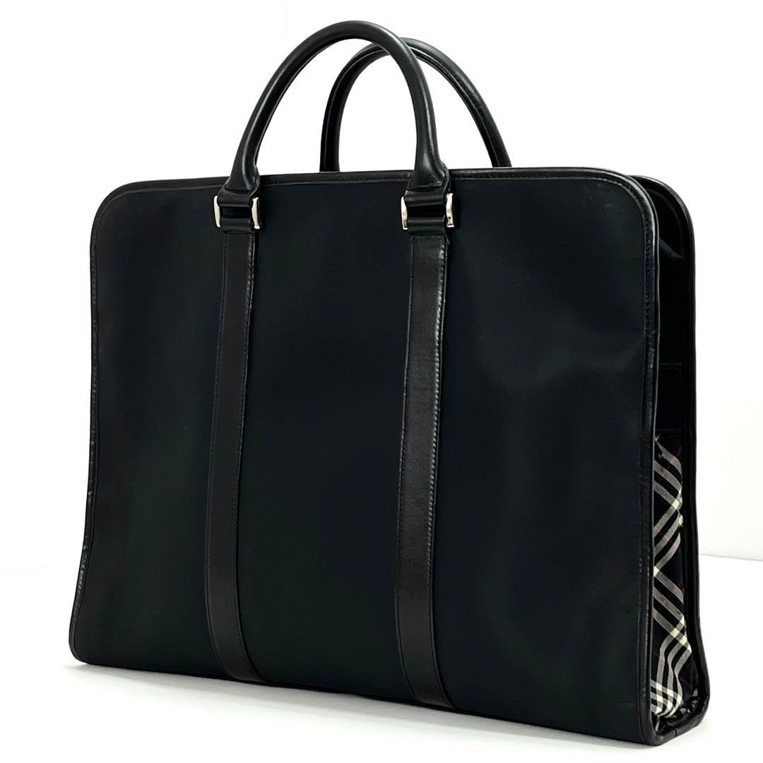 バーバリーブラックレーベル　ビジネスバッグ　ナイロン　レザー　チェック　ブラック