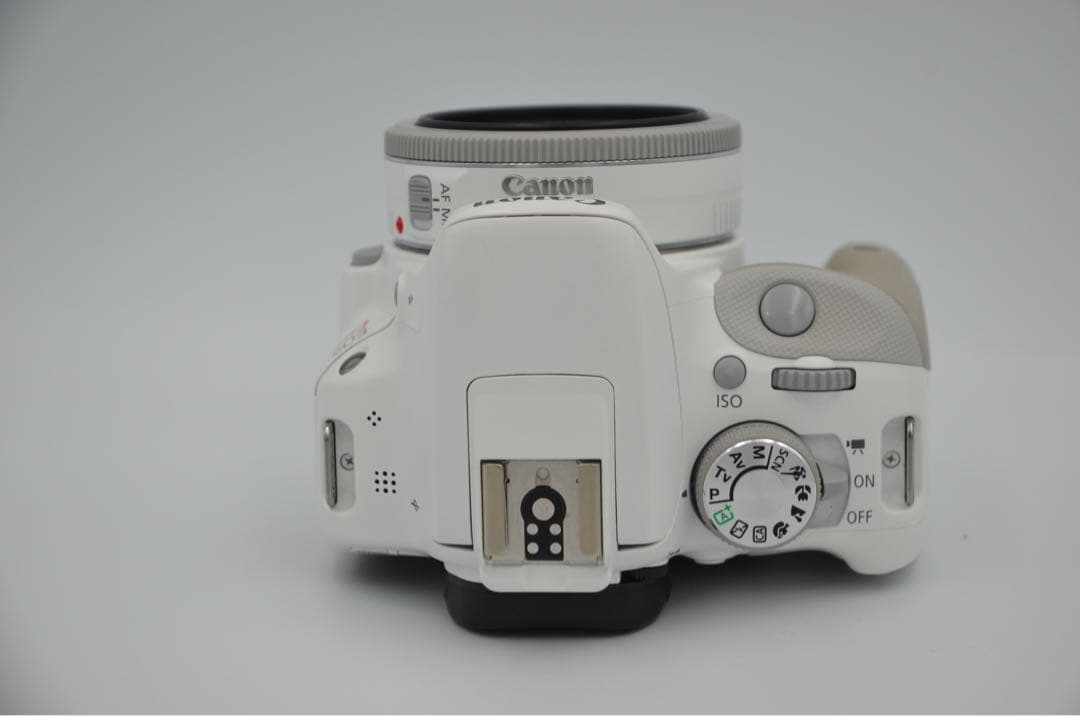 Canon Kiss X7 ホワイト