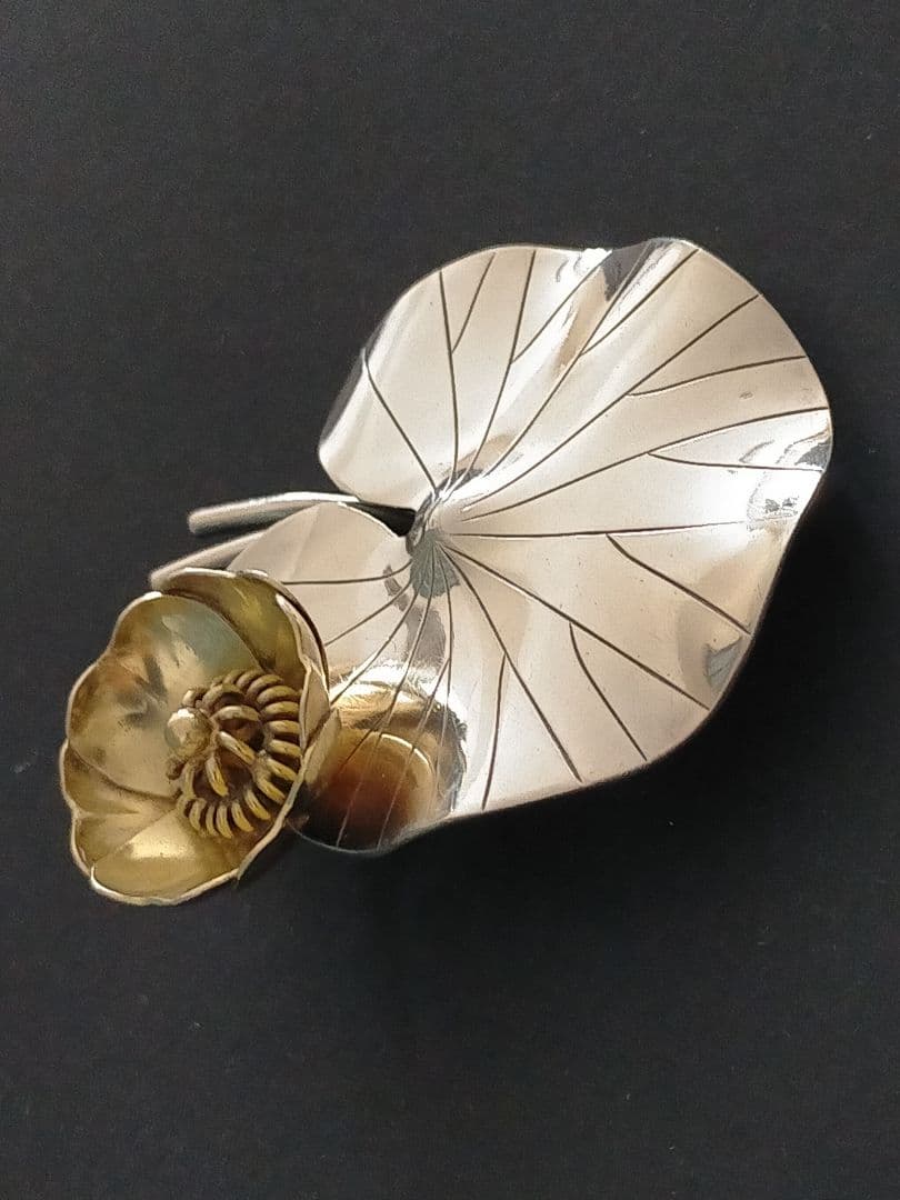 デンマーク Gertrude Engel ガートルード エンゲル 睡蓮のブローチ