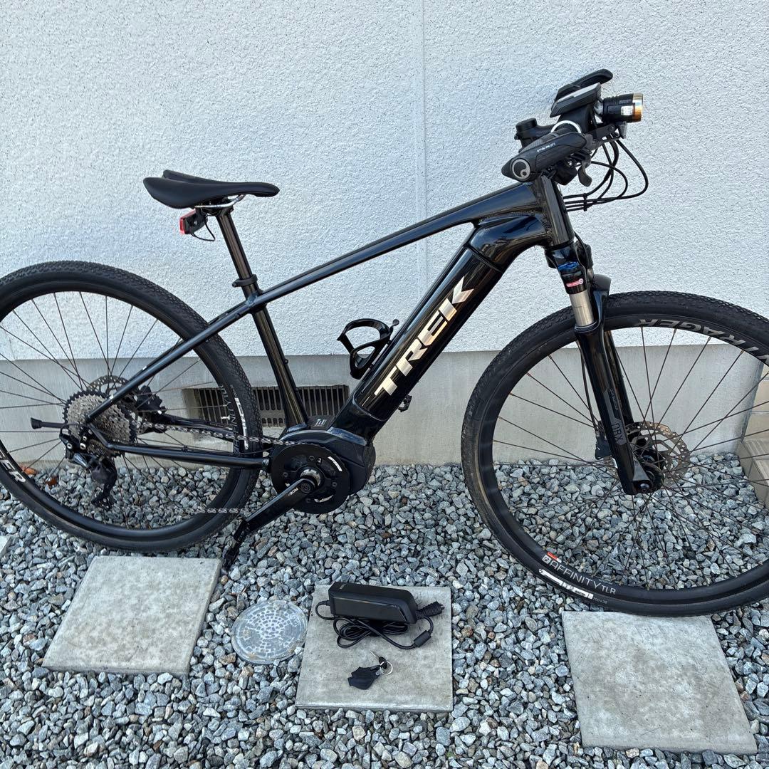 期間限定値下げ　Trek の電動クロスバイク