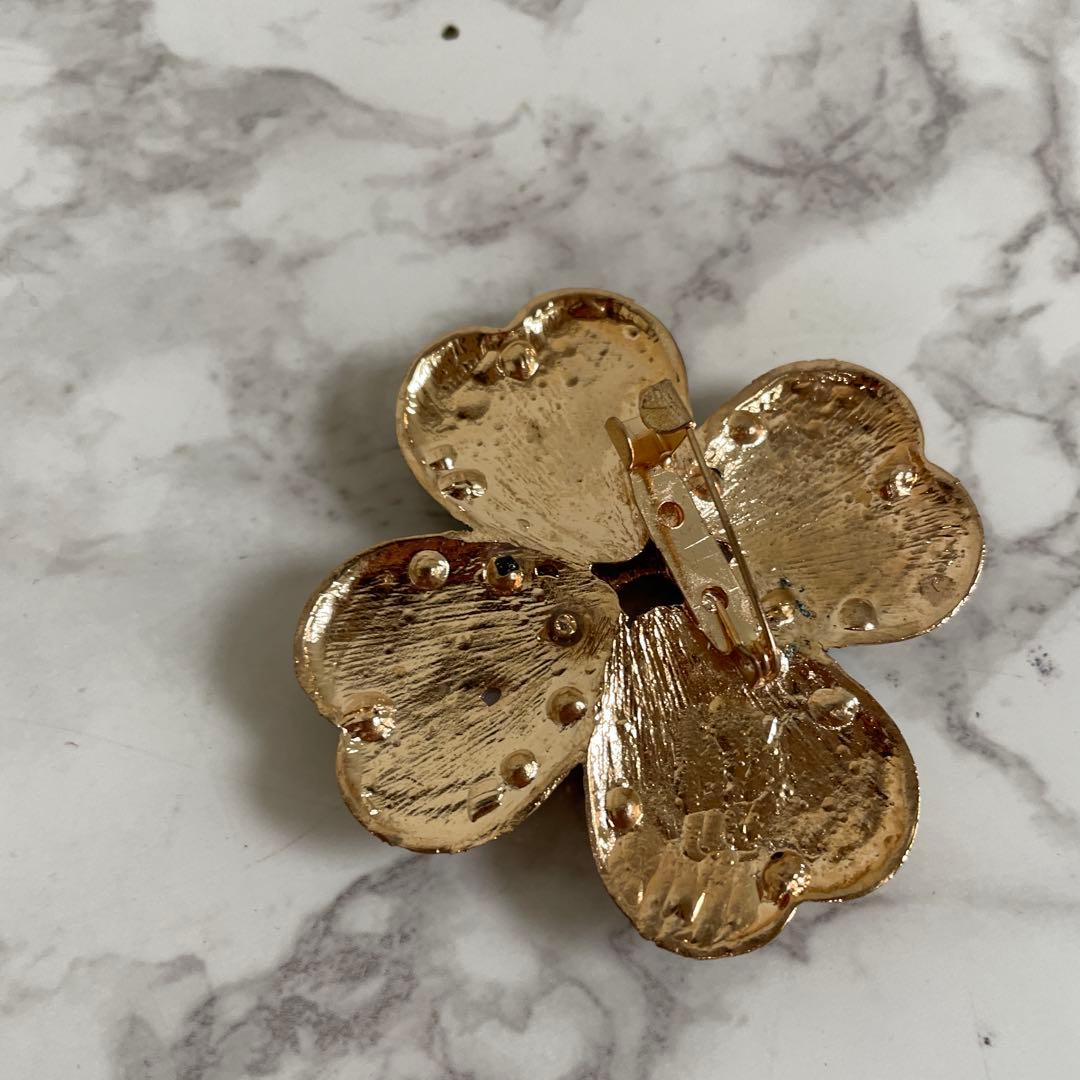 極美品✨✨シャネルノベルティブローチクローバー風ハート型パールフラワーブローチ
