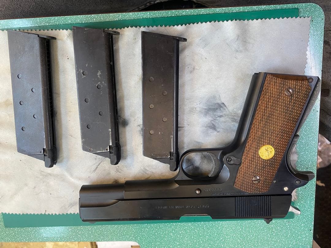 東京マルイコルトガバメントマークIV 70ガスブローバック　マガジンポーチ付き