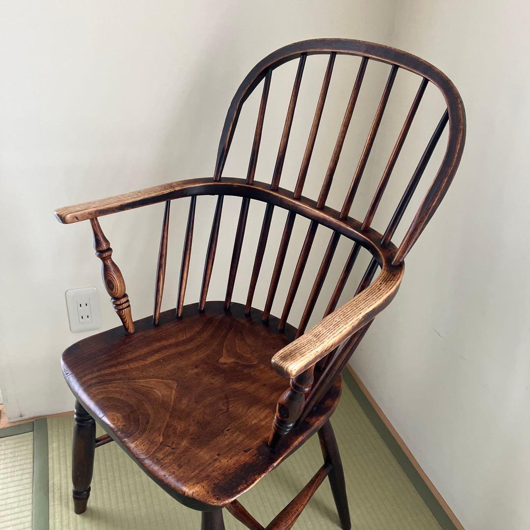 ボウバックチェア　イギリスアンティーク　アーム付き　ウィンザーチェア ー　椅子