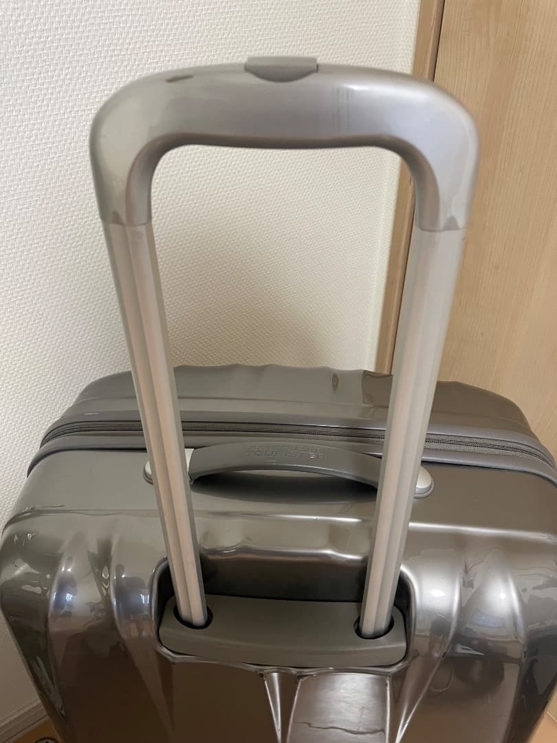 アメリカンツーリスター　TSAロック付き　キャリーケース