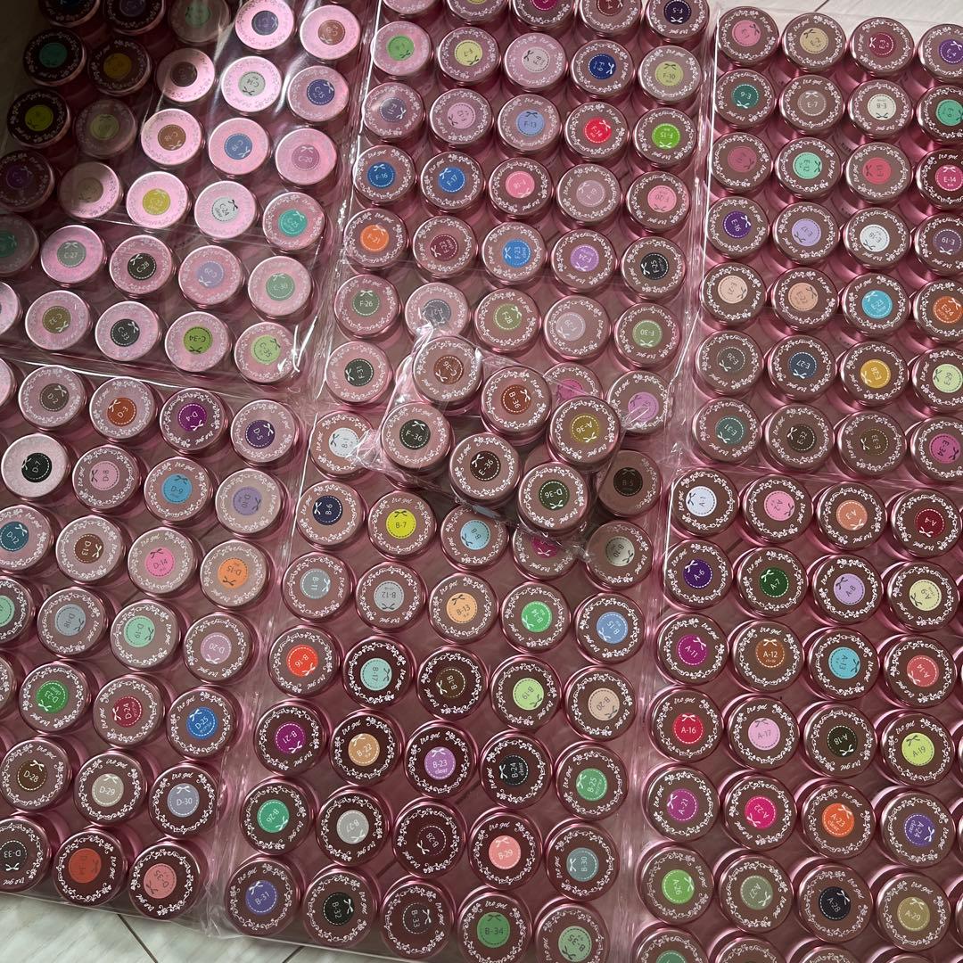 ネイルタウン216色セット売り新品未使用未開封品