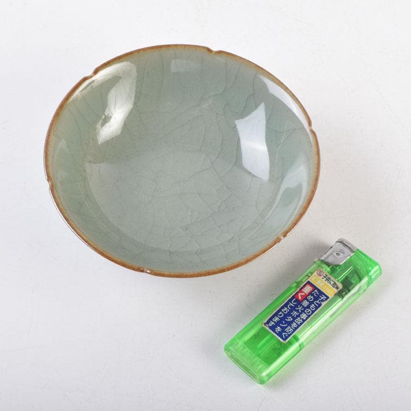 中国　哥窯　青磁　金糸鉄線　氷裂文　輪花皿　C　8994