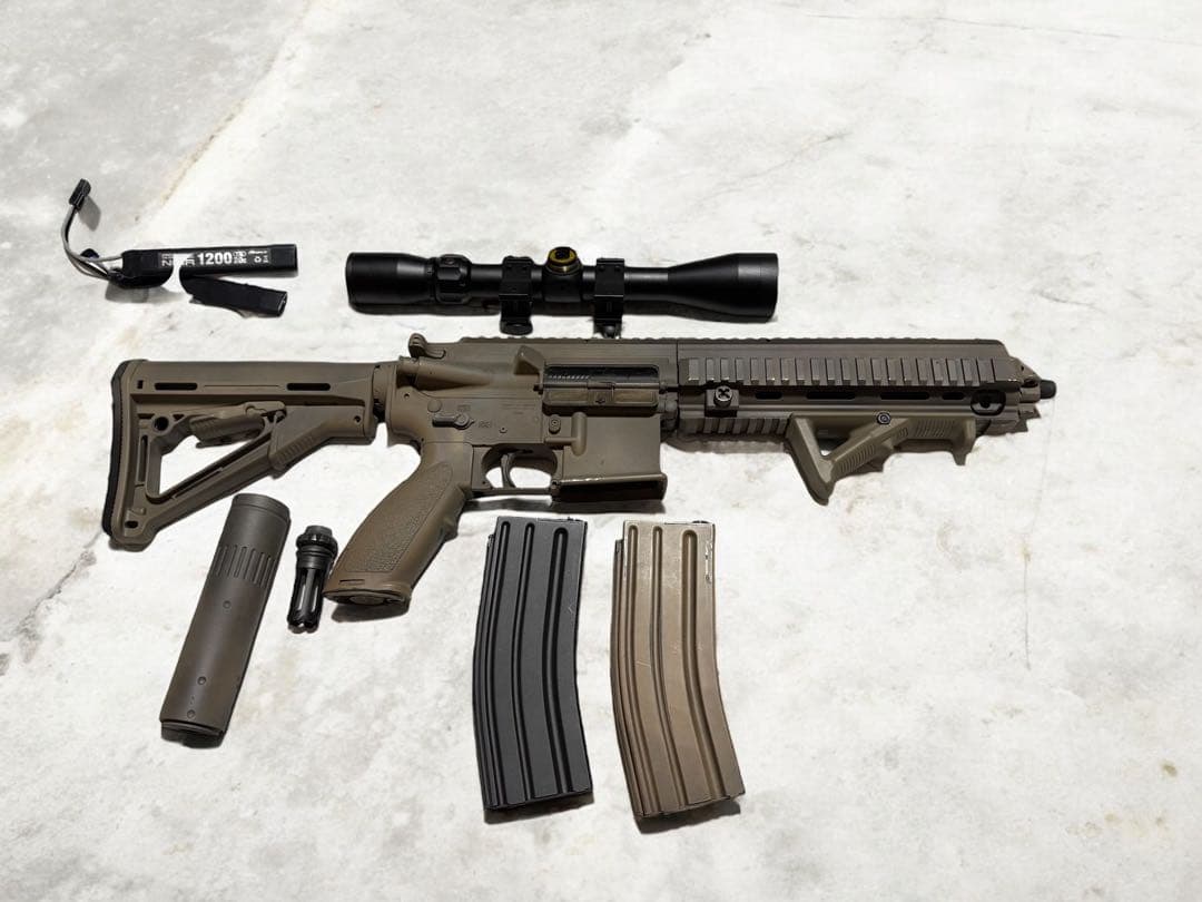 東京マルイ　電動ガン