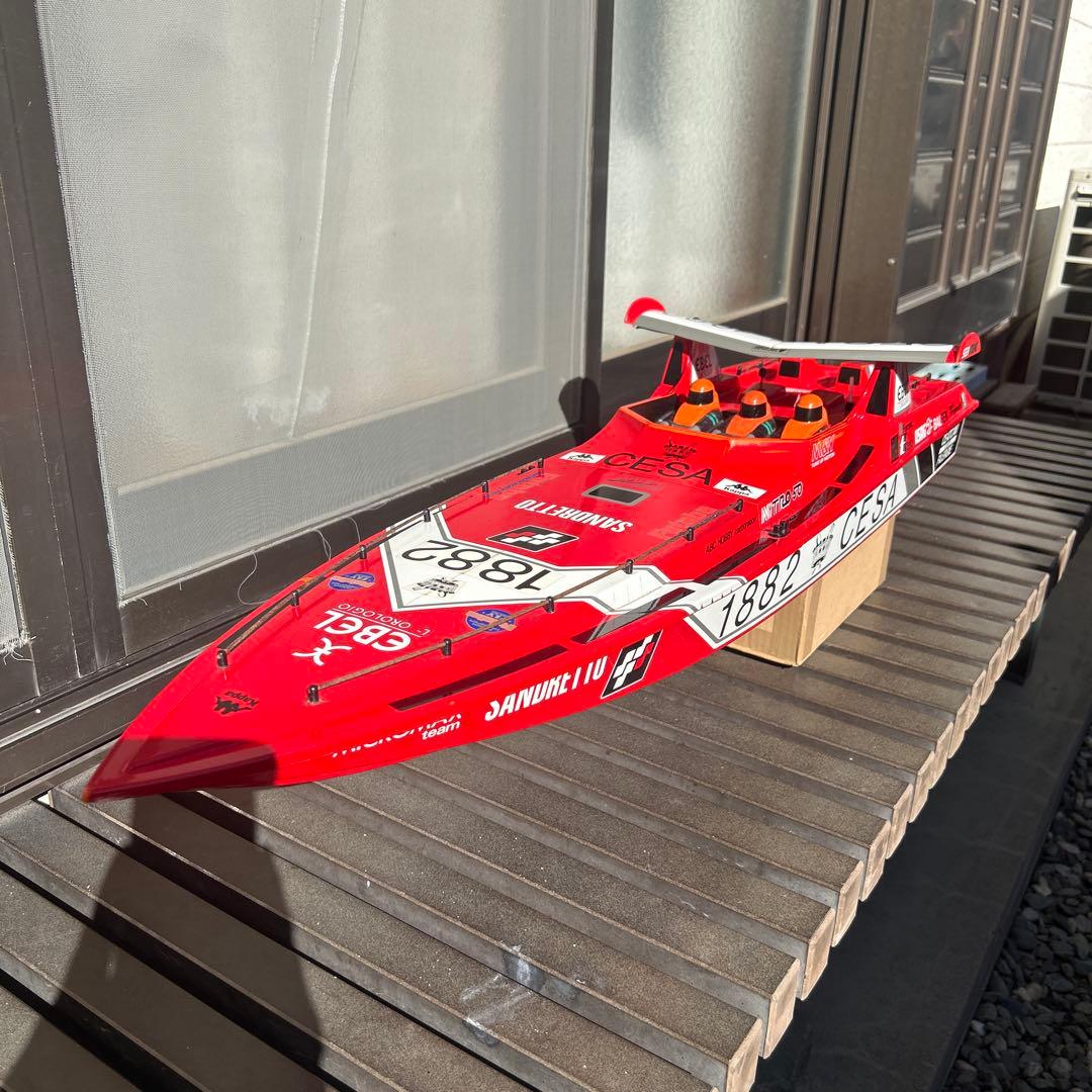 ABCホビー チェーサー　電動ラジコン ボート