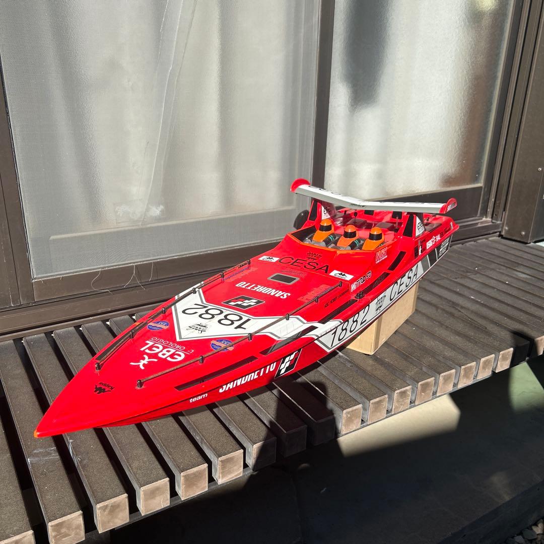 ABCホビー チェーサー　電動ラジコン ボート