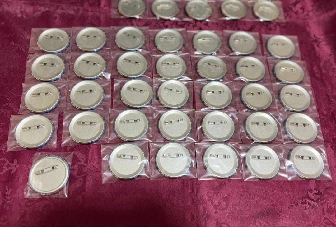 カイザー 缶バッジ67点