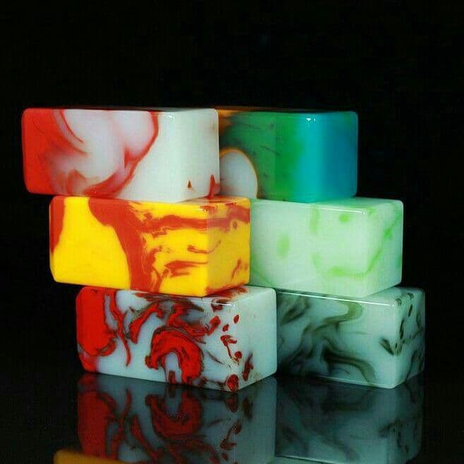 希少天然鶏血玉色五色玉六点は収蔵品を売ります。h6