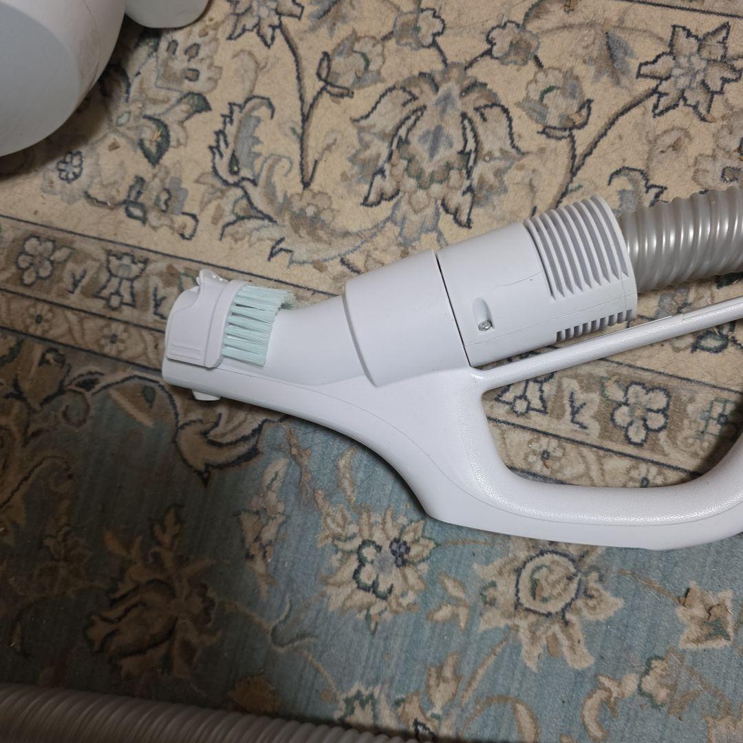 東芝クリーナー VC-S610X (w)2024製本体とホース