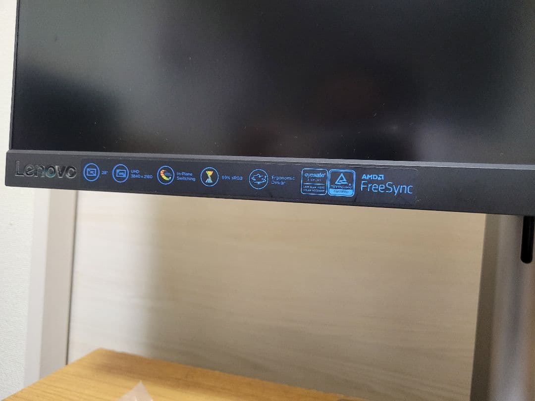 美品　Lenovo　28インチ 4Kゲーミングモニター L28u-35