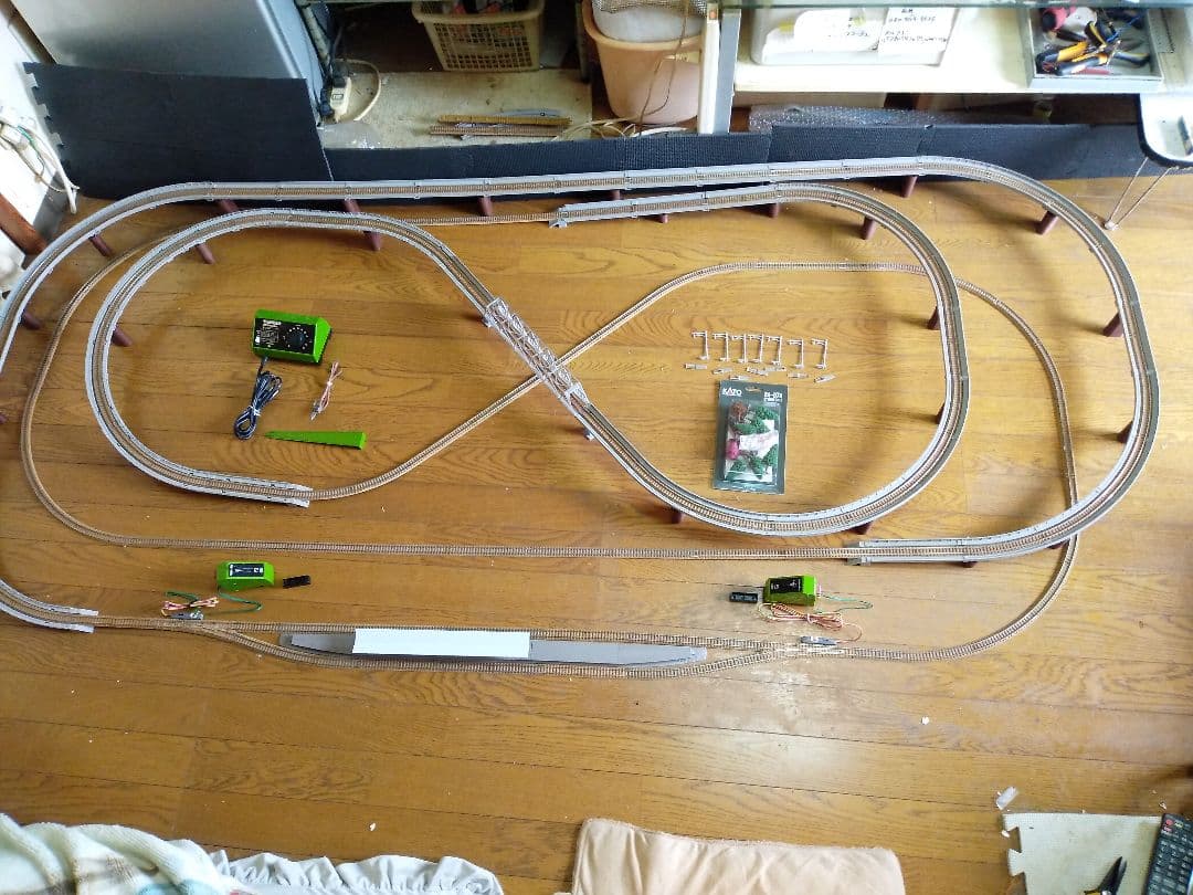 NゲージTOMiXレイアウトフルセット完成一式＋延長パーツセット室内灯他今週限り