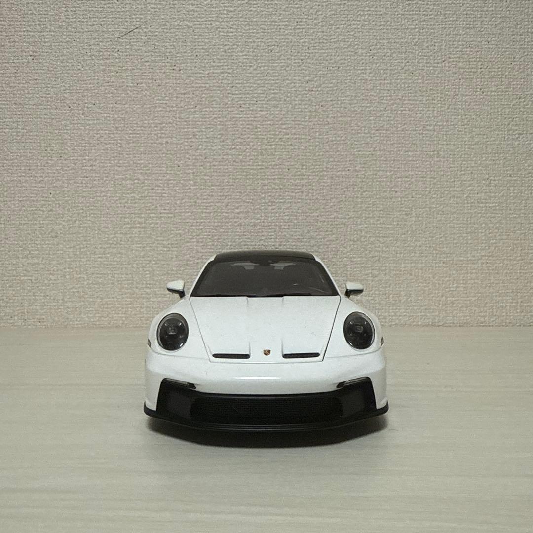 ノレブ 1/18 ポルシェ　992 GT3