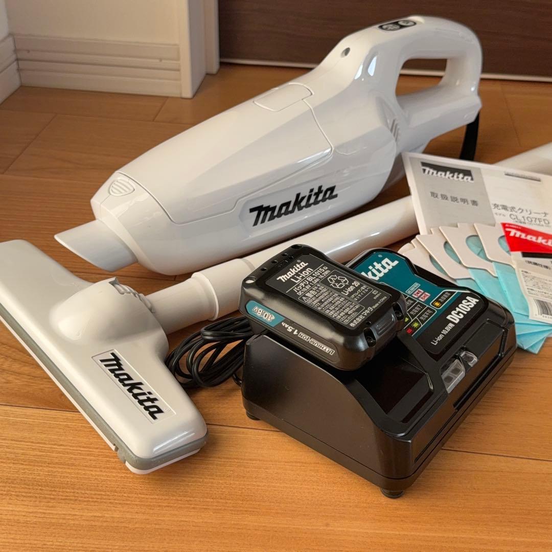 マキタ CL107FDSHW 充電式クリーナー 10.8V バッテリー 説明書付