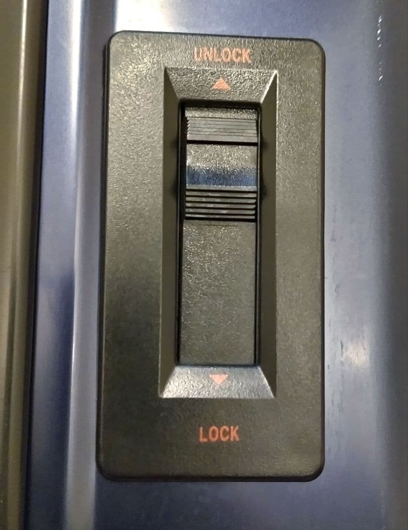 ブリーフィング　キャリーケース　機内持込 ネイビー　フロントオープン　H-34F