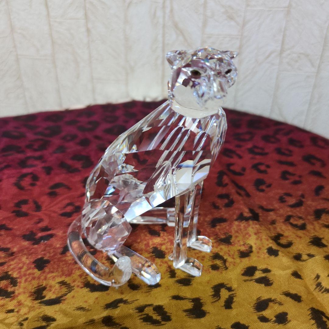 スワロフスキー　クリスタル チーター彫刻 置物