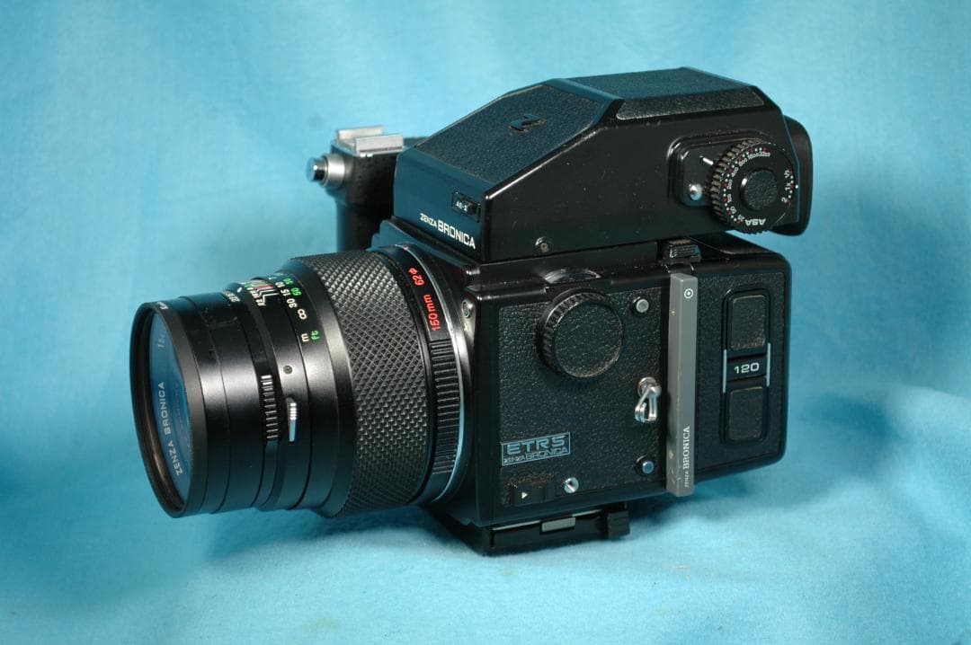 ZENZA BRONICA ETR S 《動作品》