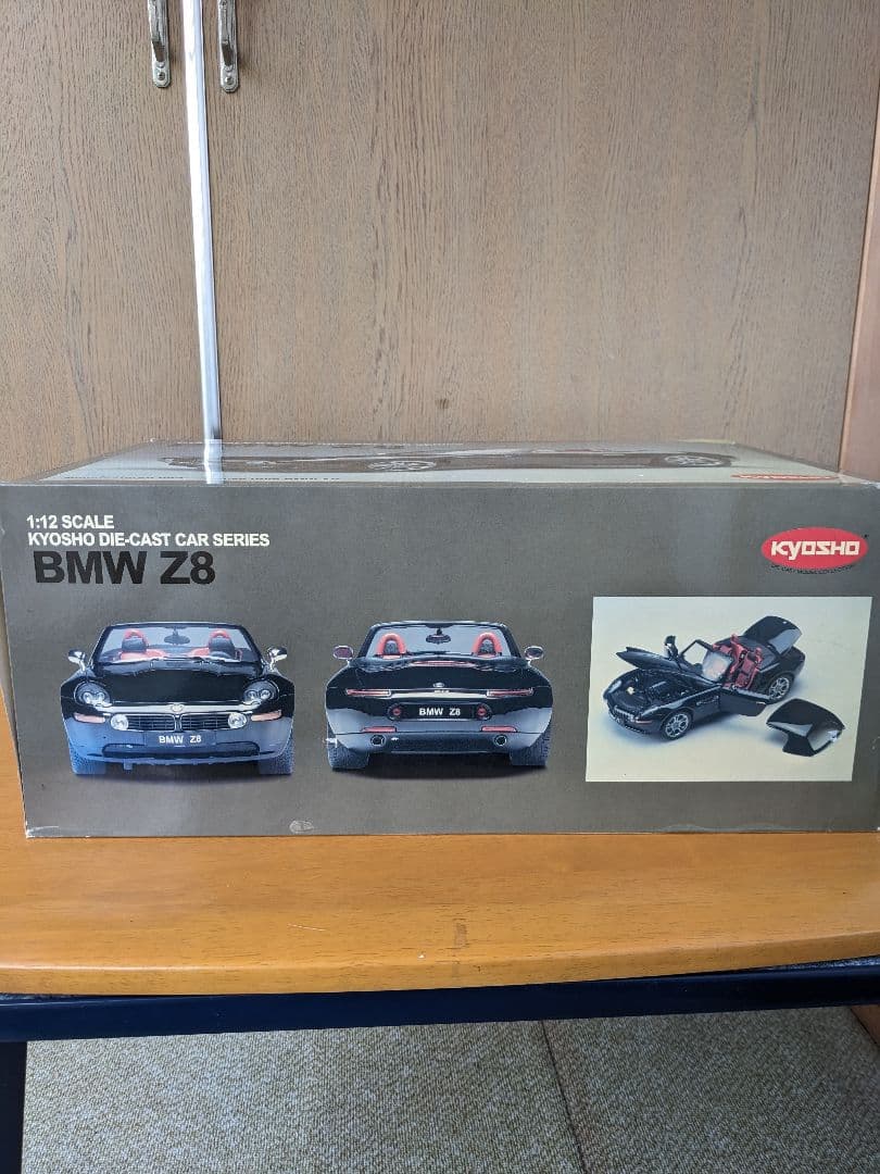 京商 1/12 　BMW Z8　ダイキャストカーシリーズ　送料無料