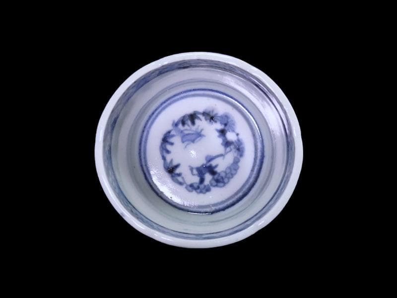 古伊万里　染付　牡丹に牡丹葉繋ぎ紋の図　蕎麦猪口　 C503AS-CSw