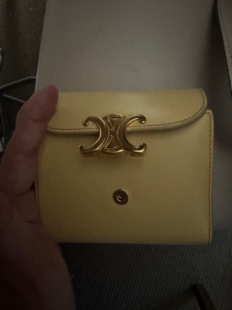 CELINE イエロー 三つ折り財布