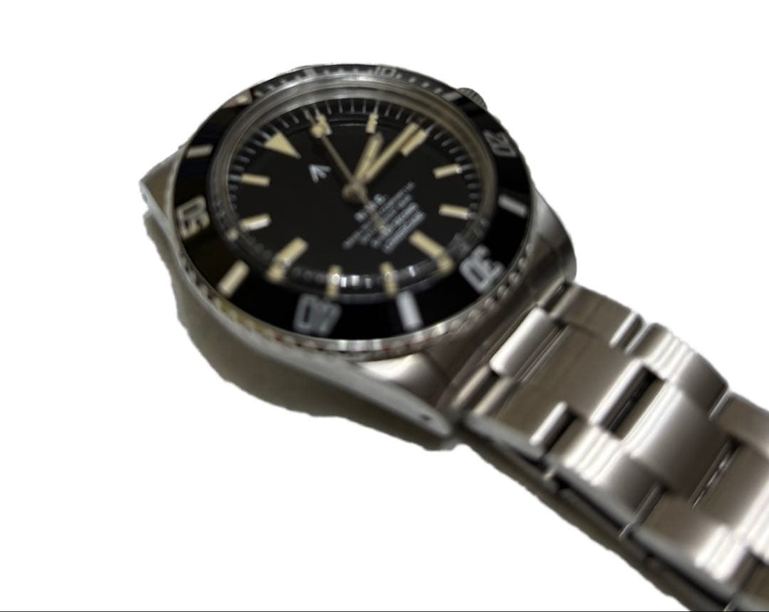 【クォーツ】ナバルウォッチ　スウィープセコンド FRXE001