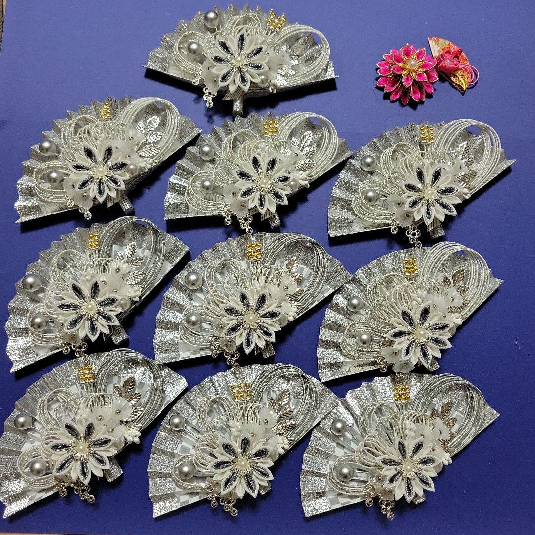 にこ《水引素材》友禅和紙使用扇子