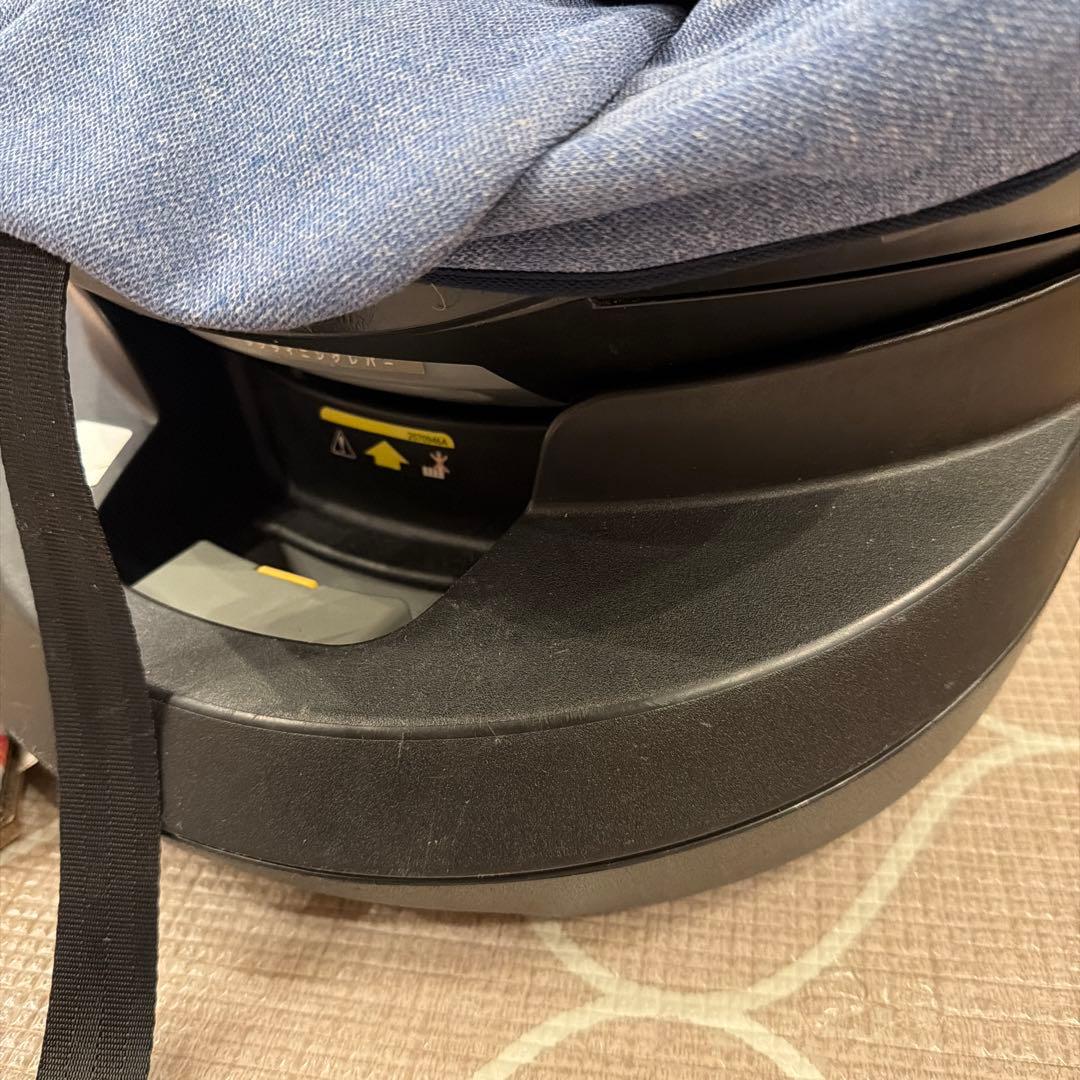 カーメイトエールベベ クルット4iプレミアム KURUTTO4i BF867