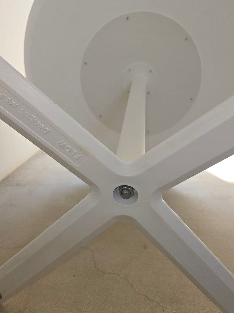 [stockPEX]Cassina IXC. フローテーブル