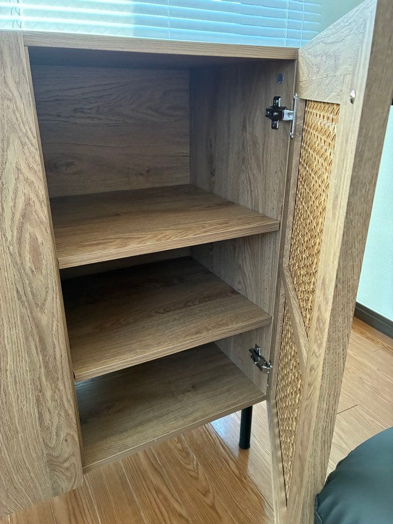 LOWYA ラタン調キャビネット