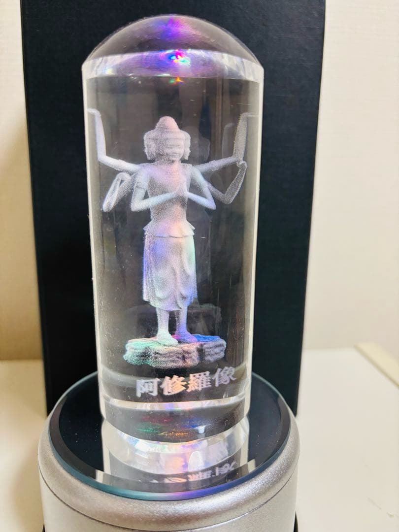 【新品】LED照明付3D阿修羅像あしゅら　鉛を含まないK9クリスタルガラス