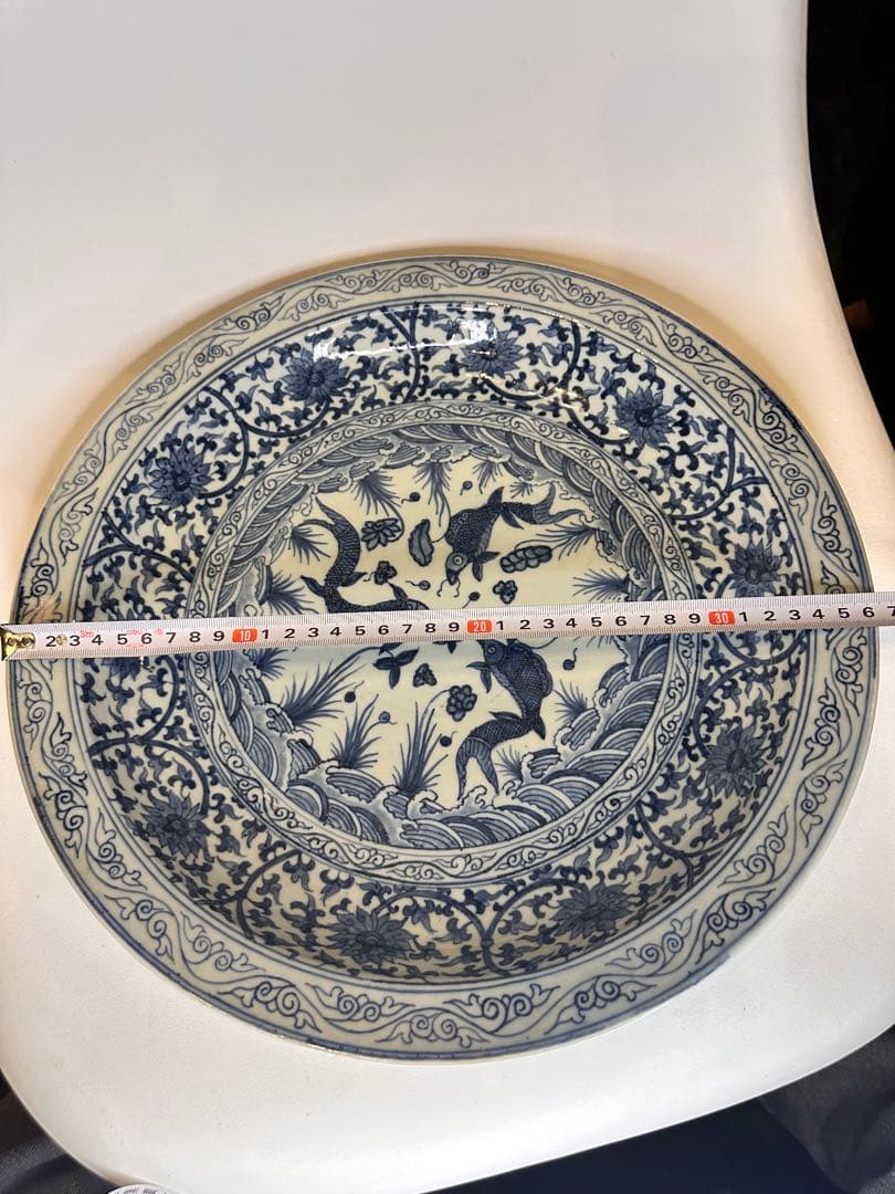 大明宣徳年製 底款 大皿 染付 花卉文 魚文 古董品 古い陶磁 皿
