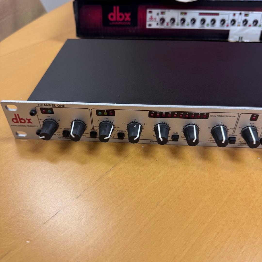 dbx 166xs Compressor 2チャンネル