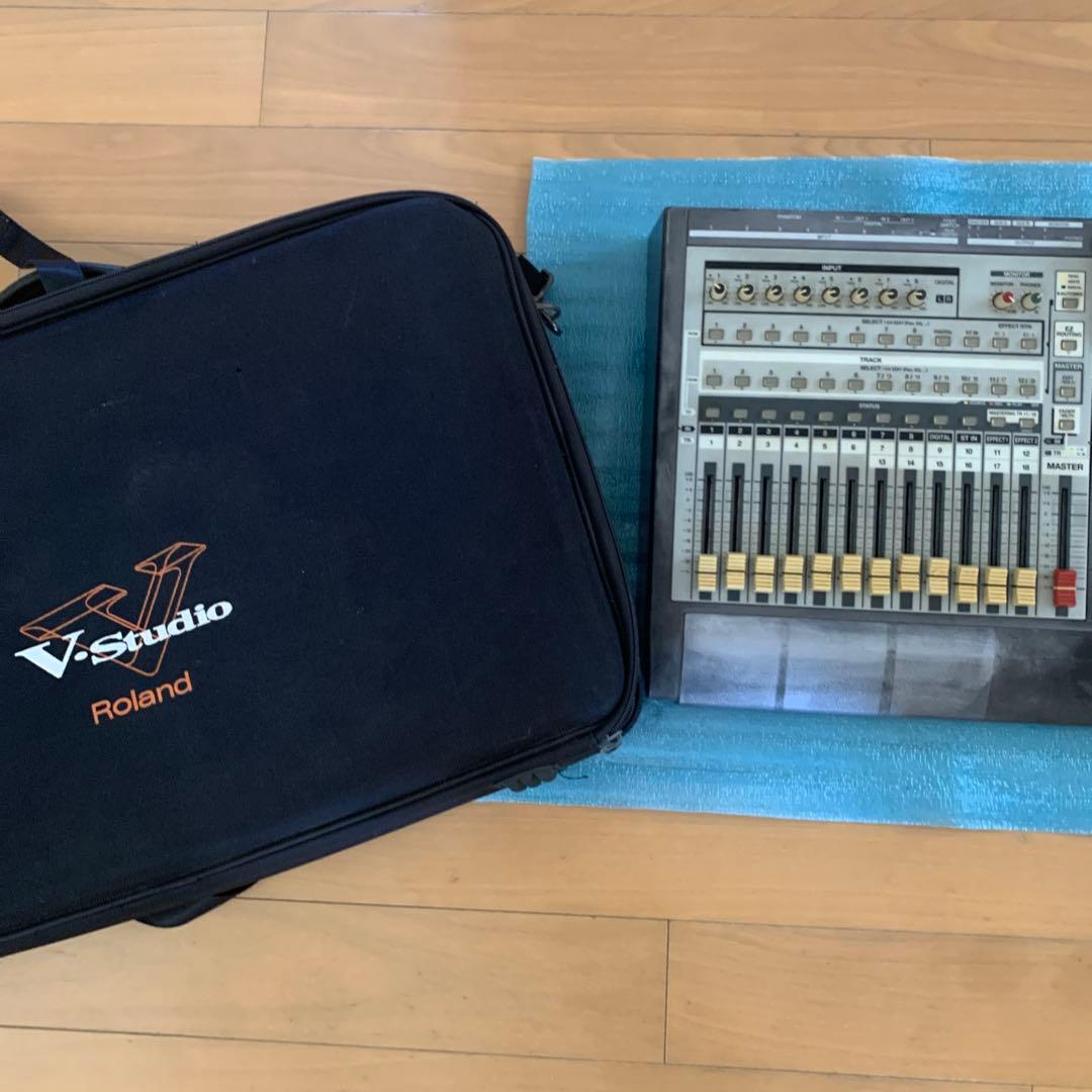 Roland VS-1824 マルチトラックレコーダー