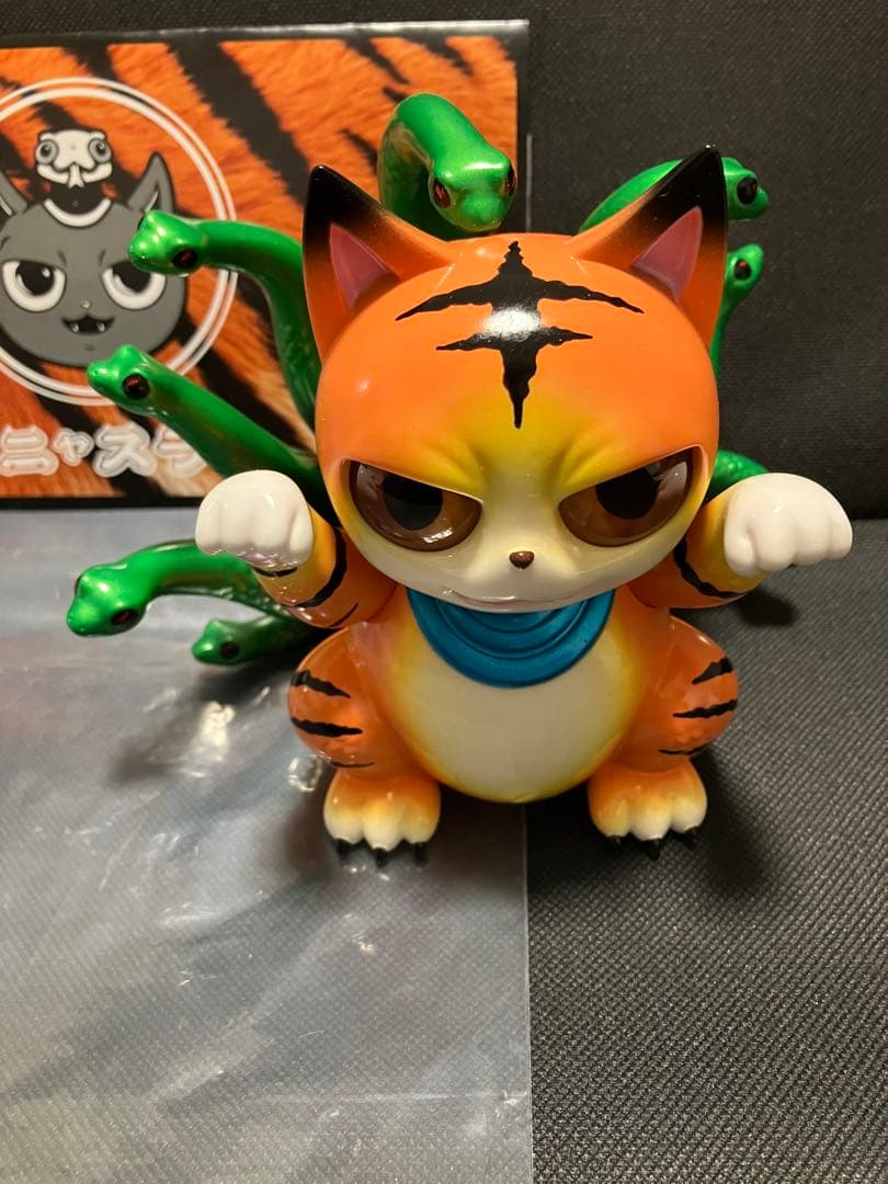 ワンフェス　ニャスラ (Meowwwthra)ソフビ　ピスコ (Pisco) 焱