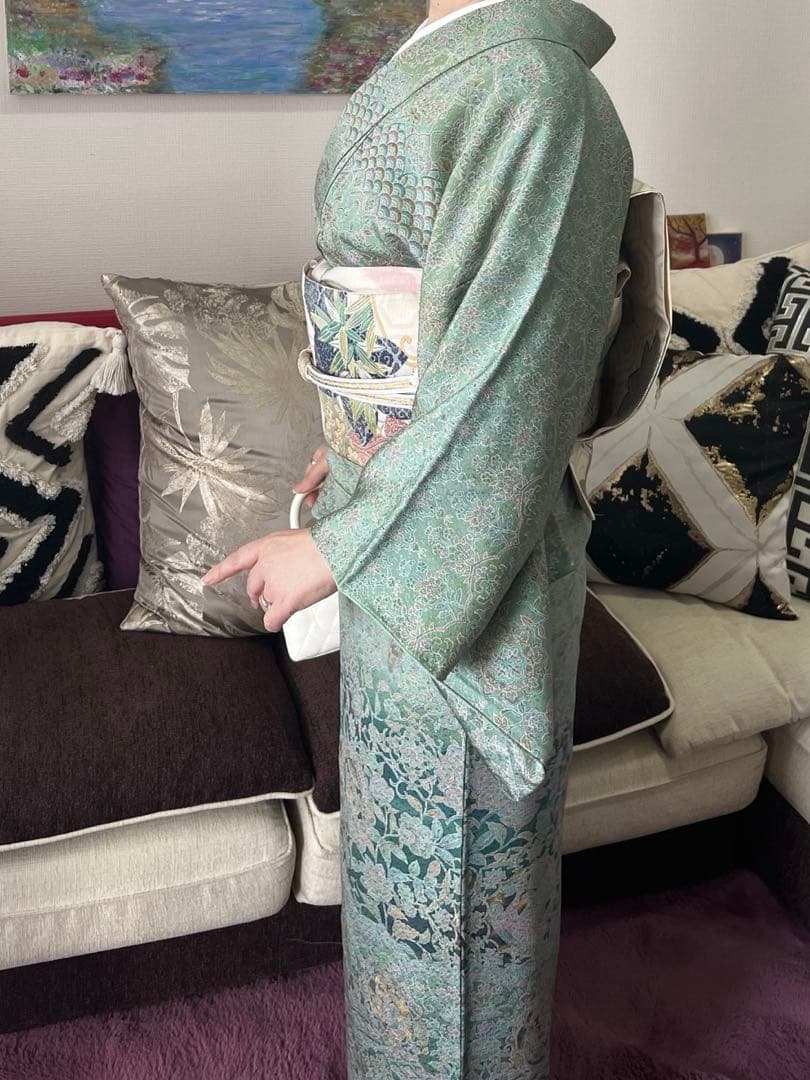 P様　ご成約です くすみカラーの更紗訪問着