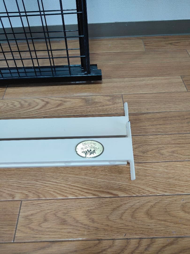 ローラアシュレイ　シングル　アイアン　ベッド　フレーム　ベッドガード付