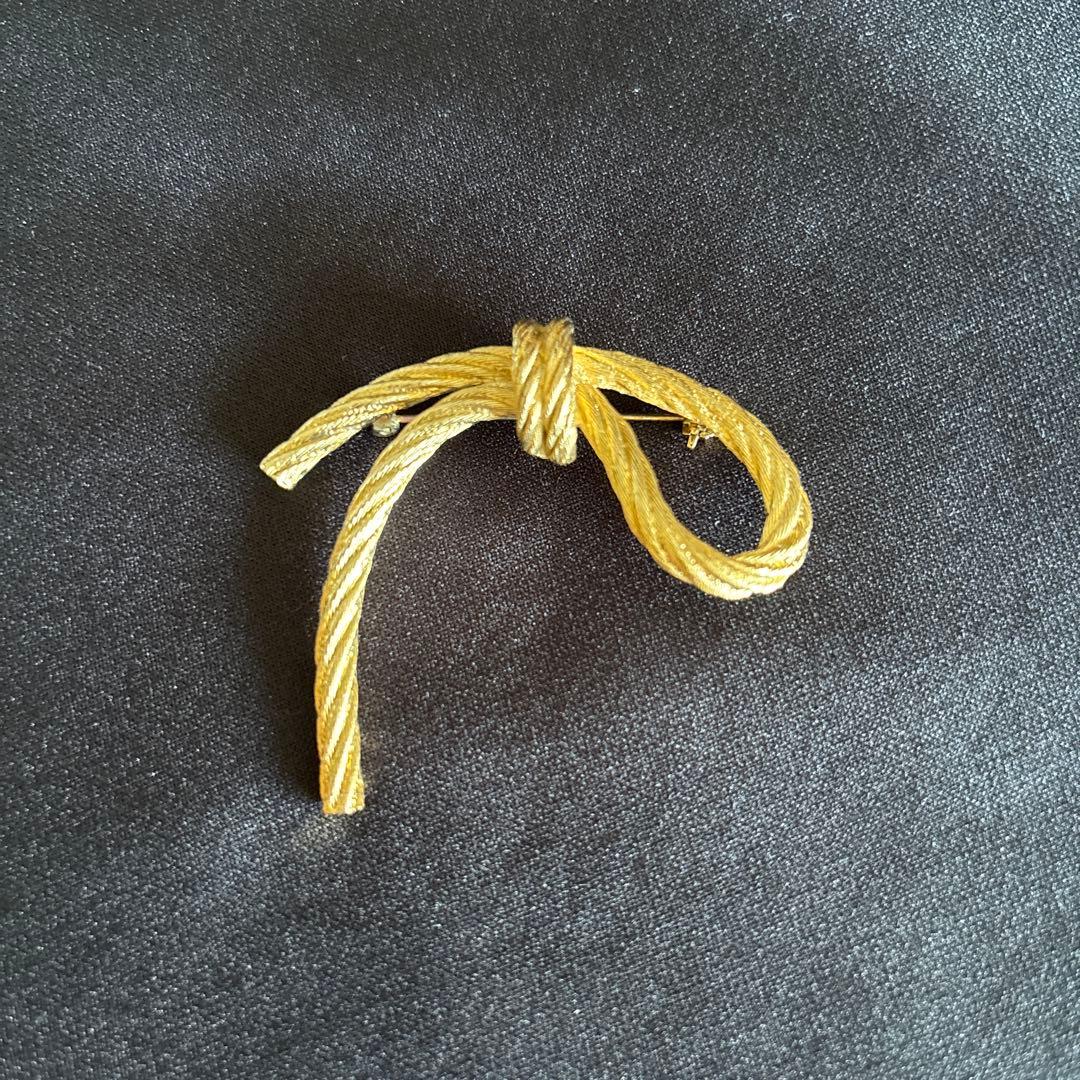 grosse グロッセ ブローチ 2個