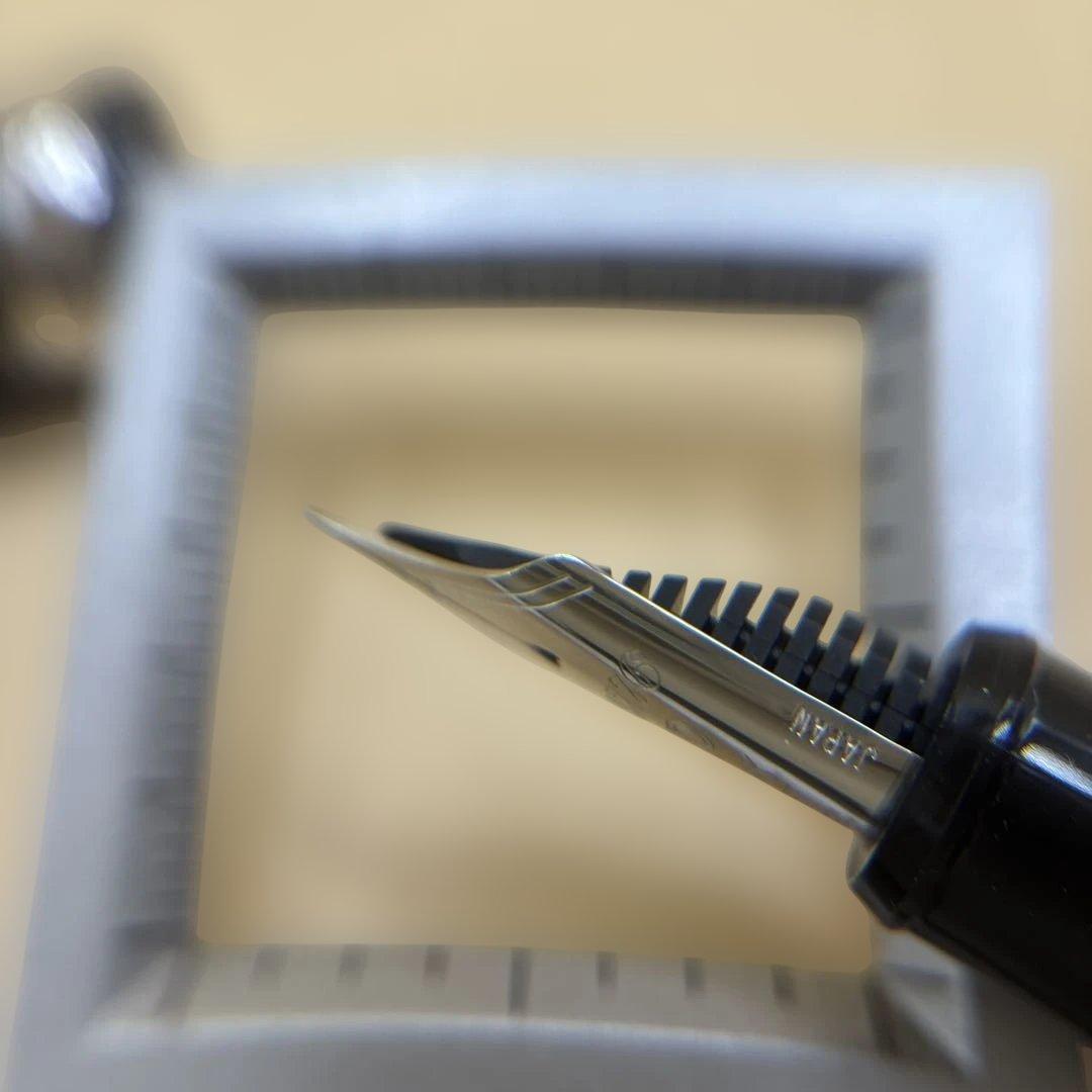 PLATINUM プラチナ万年筆 #3776センチュリー ブラックダイヤモンド