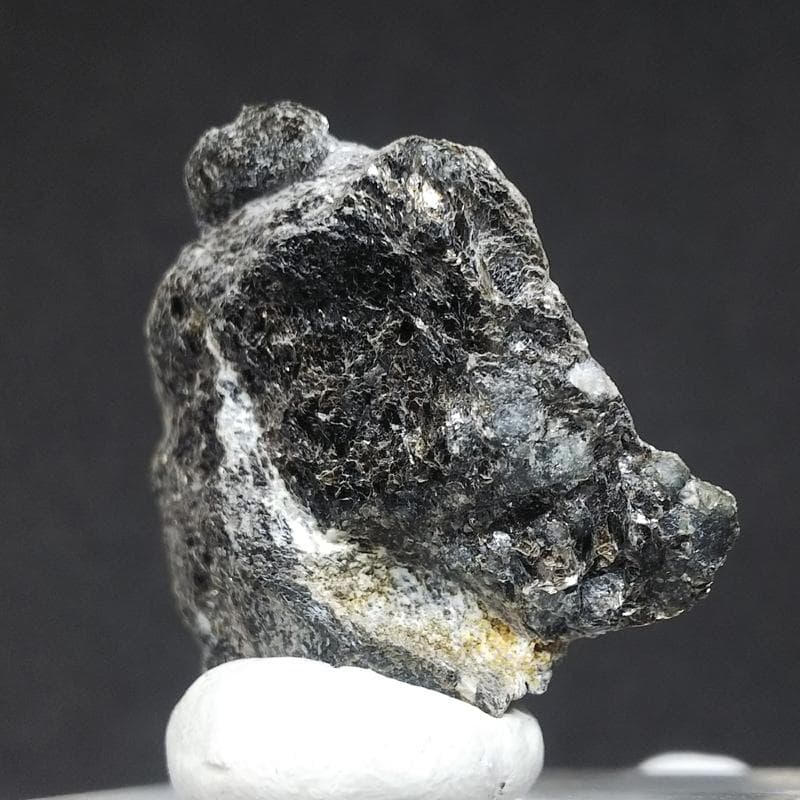 496 アレキサンドライト 母岩付 原石 結晶 ブラジル産