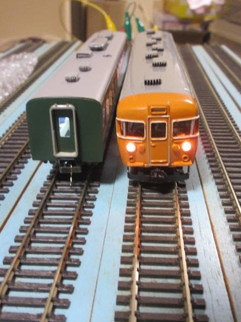 国鉄 急行形 153系電車 2両セット HOゲージ　(カツミ・カワイ製）