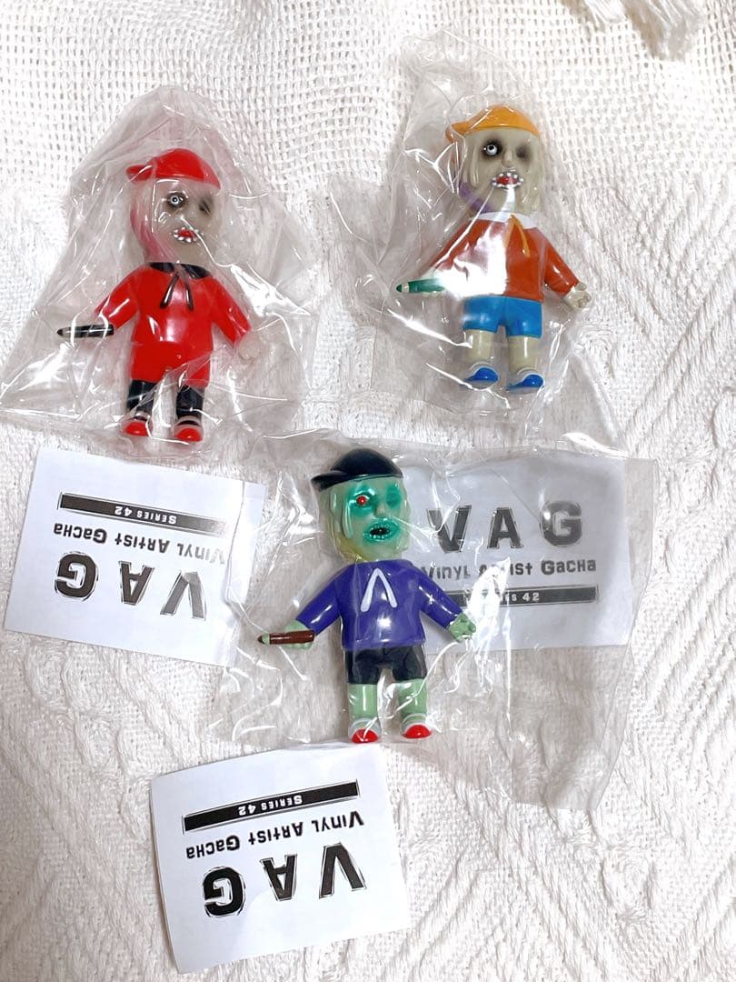 VAGガチャ 42 とろみ君　3点　ガチャガチャ　フィギュア