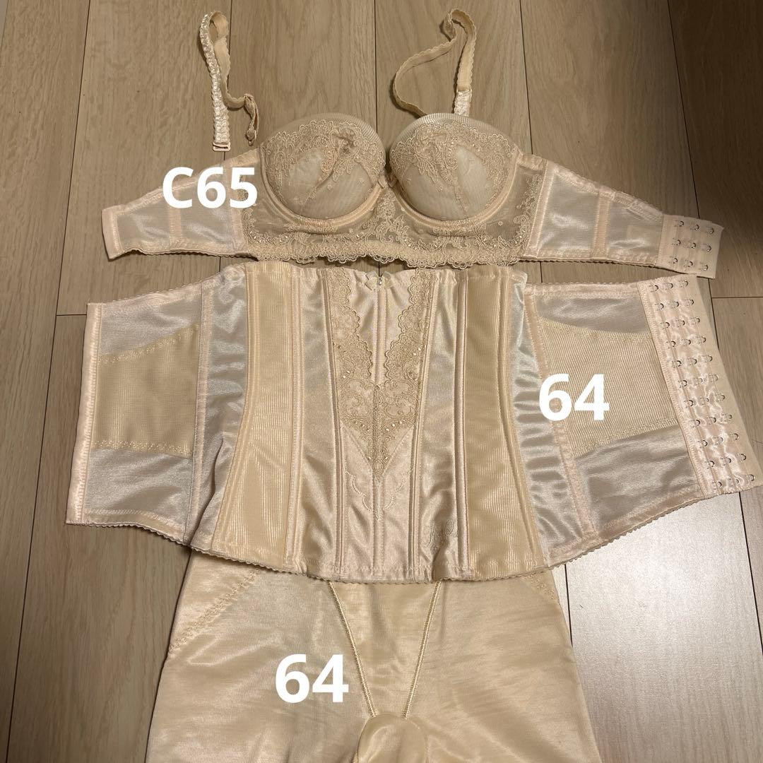 フォーシスアンドカンパニー　ブライダルインナー　3点セット