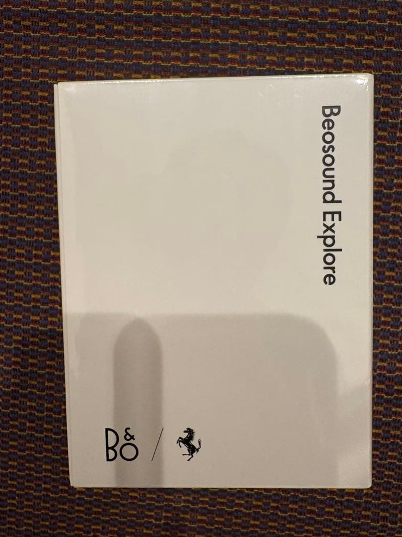 フェラーリコラボ　Bang & Olufsen Beosound