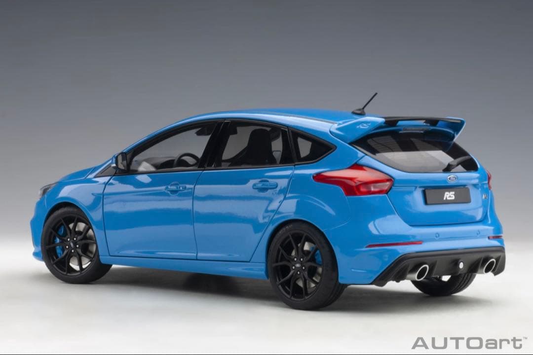 ミニカー Ford Focus RS 1:18 AUTOart Nitrous Blue